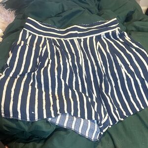 H&M Navy and White Striped High Waist Shorts with Pockets